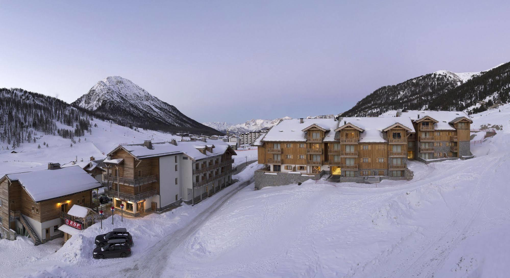 Cgh Residences & Spas Le Chalet Des Dolines Монженевр Экстерьер фото